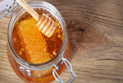 تصویر 4 از خرید عسل آویشن اصل + قیمت فروش استثنایی